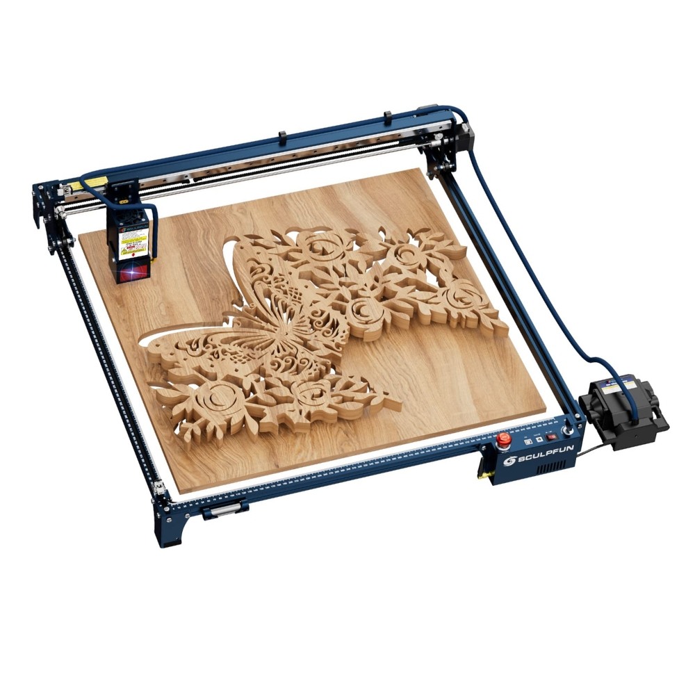 Cortadora láser trabajando en un panel de madera