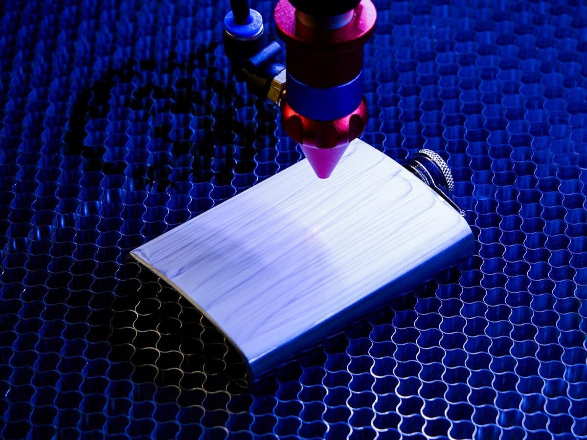 Omtech polvo de marcado laser en detalle